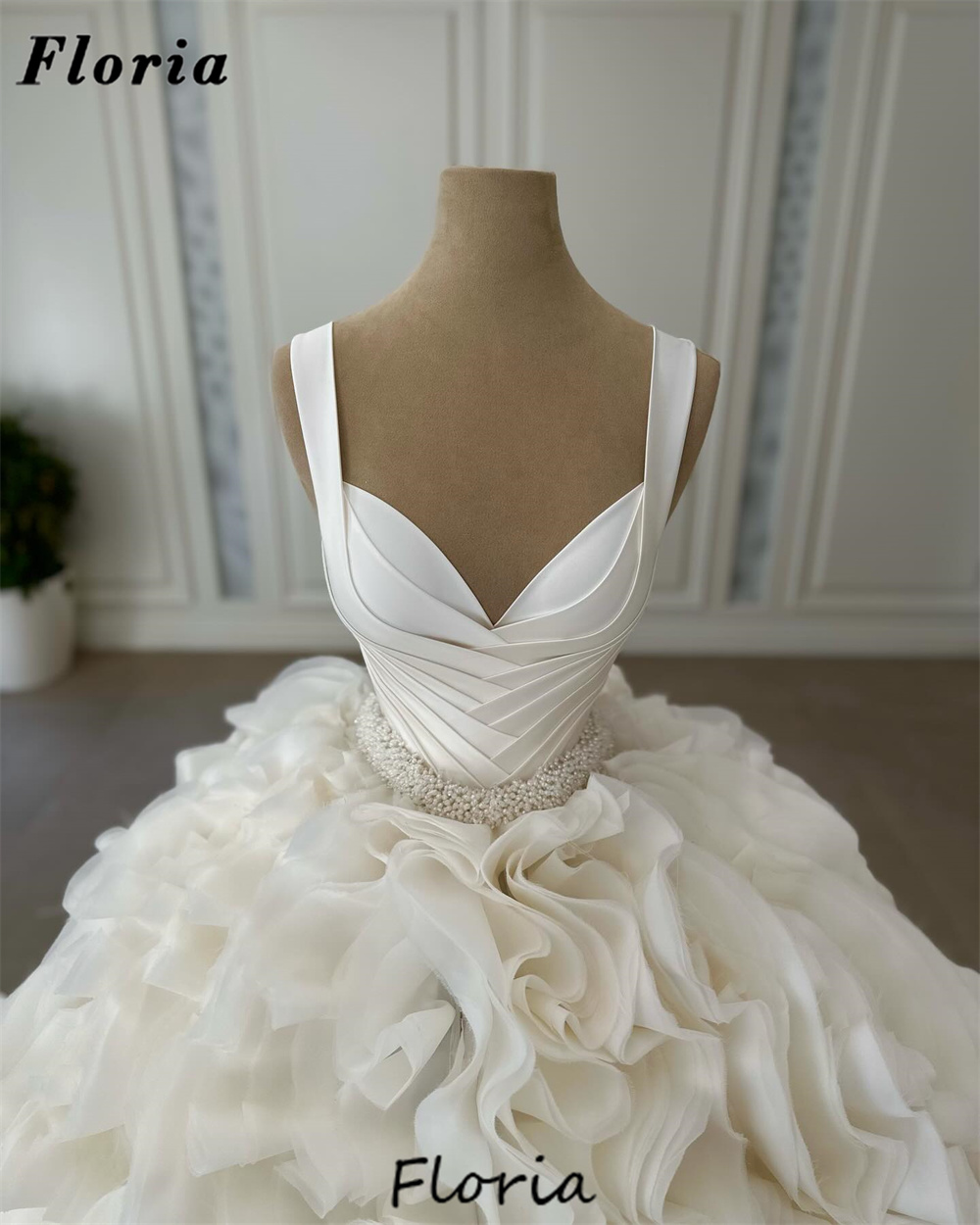 Ruffles Ball Gown Wedding Dres - Women Formal Wear Dubai ulasan dan harga